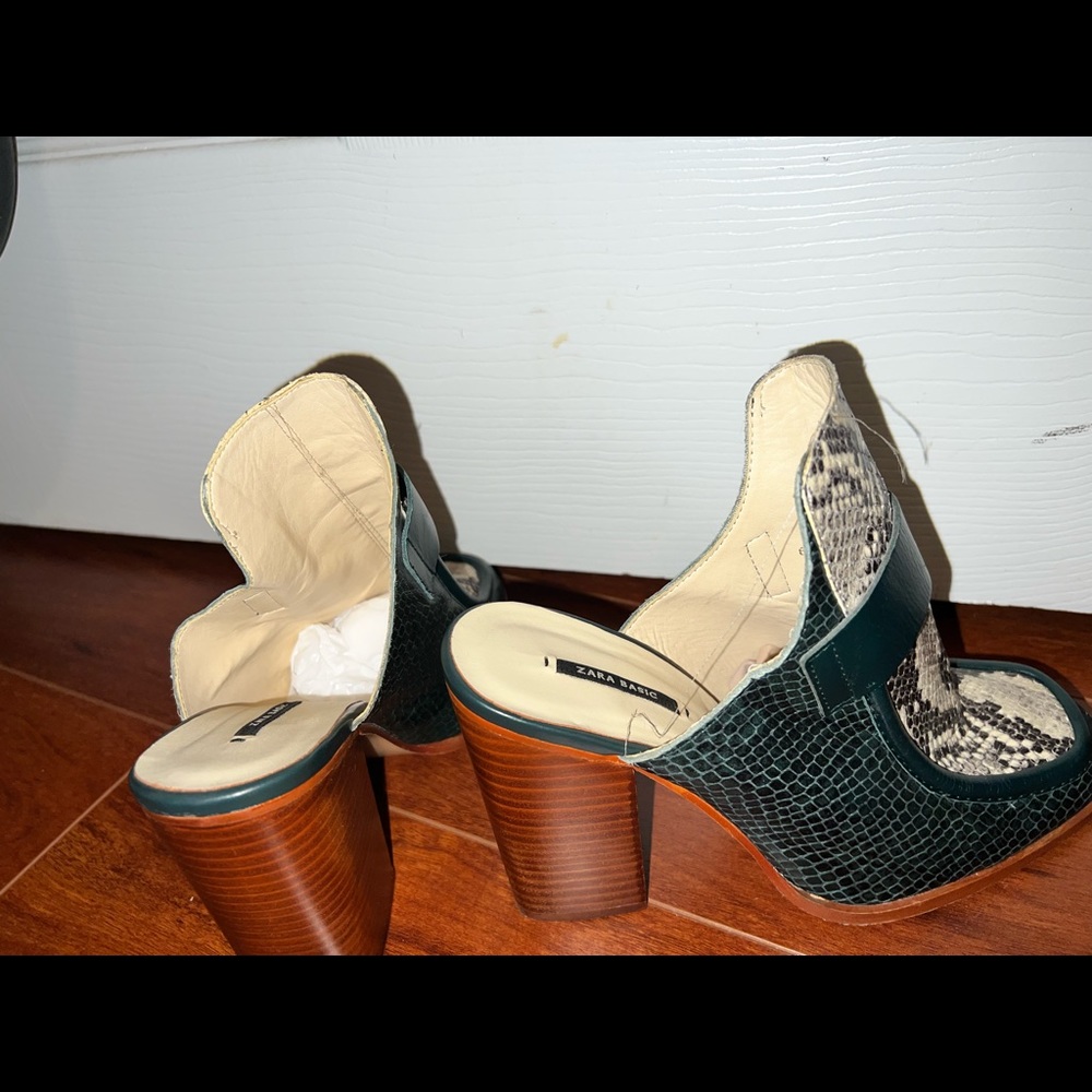 Zara 3 inch block heel mules! Excellent condition only worn 2x